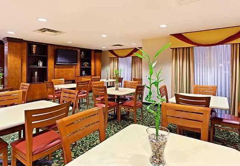 Hotel Fairfield Inn & Suites Charlotte Arrowood